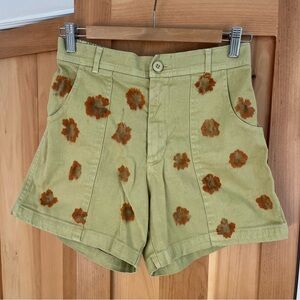 Jungmaven Venice shorts natural dyed with coreopsis